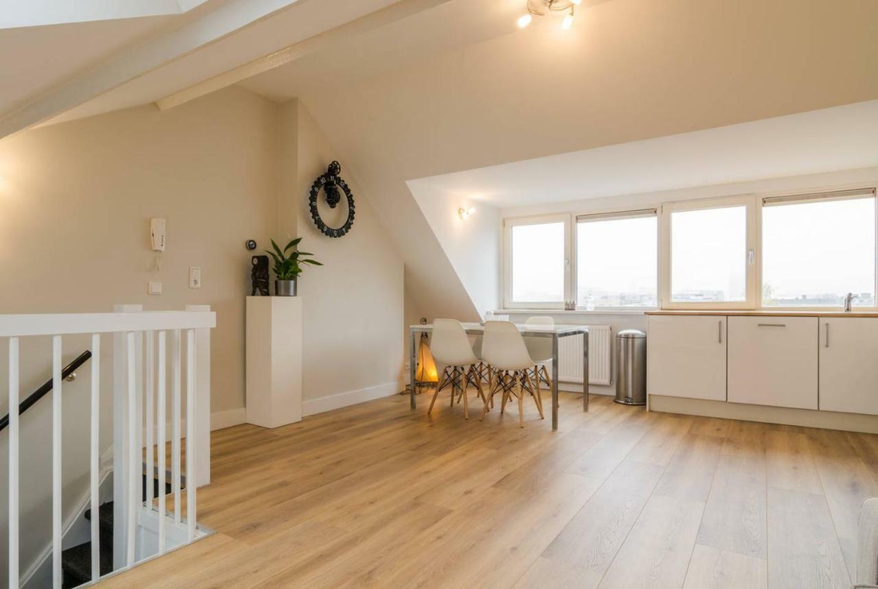 Apartamento Beautiful Penthouse Near Rai And Centre